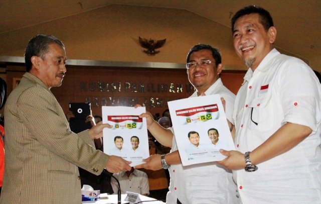 Aher-Dedi Ungguli Dede-Lex dan Rieke-Teten dari Survei Puskaptis